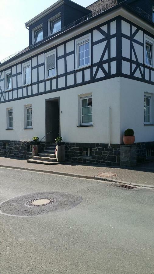 Freundliche Unterkunft Sauerland Meschede Exterior photo